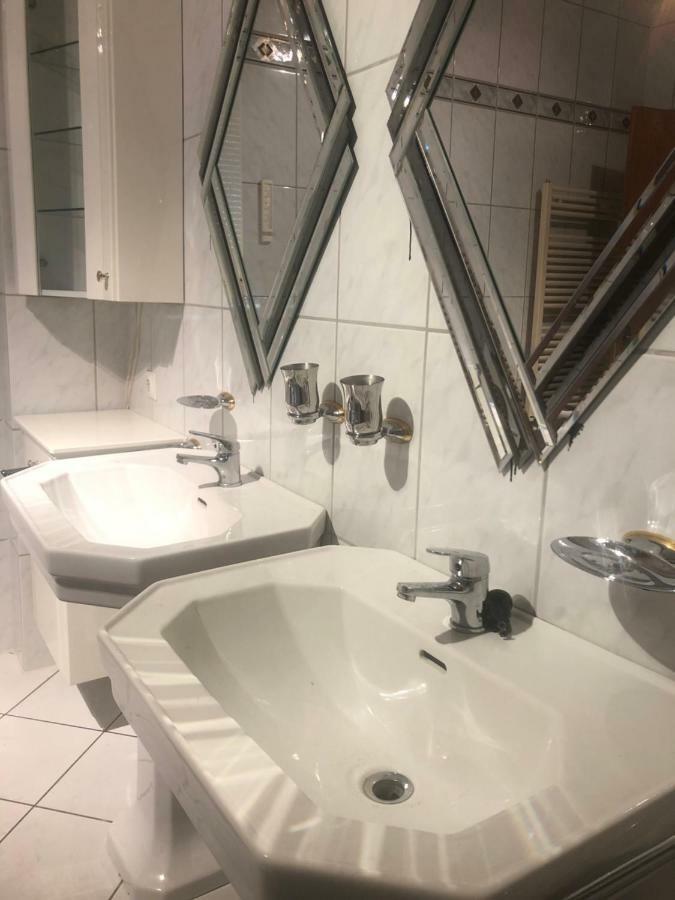 Pension Highway Lohne  Esterno foto